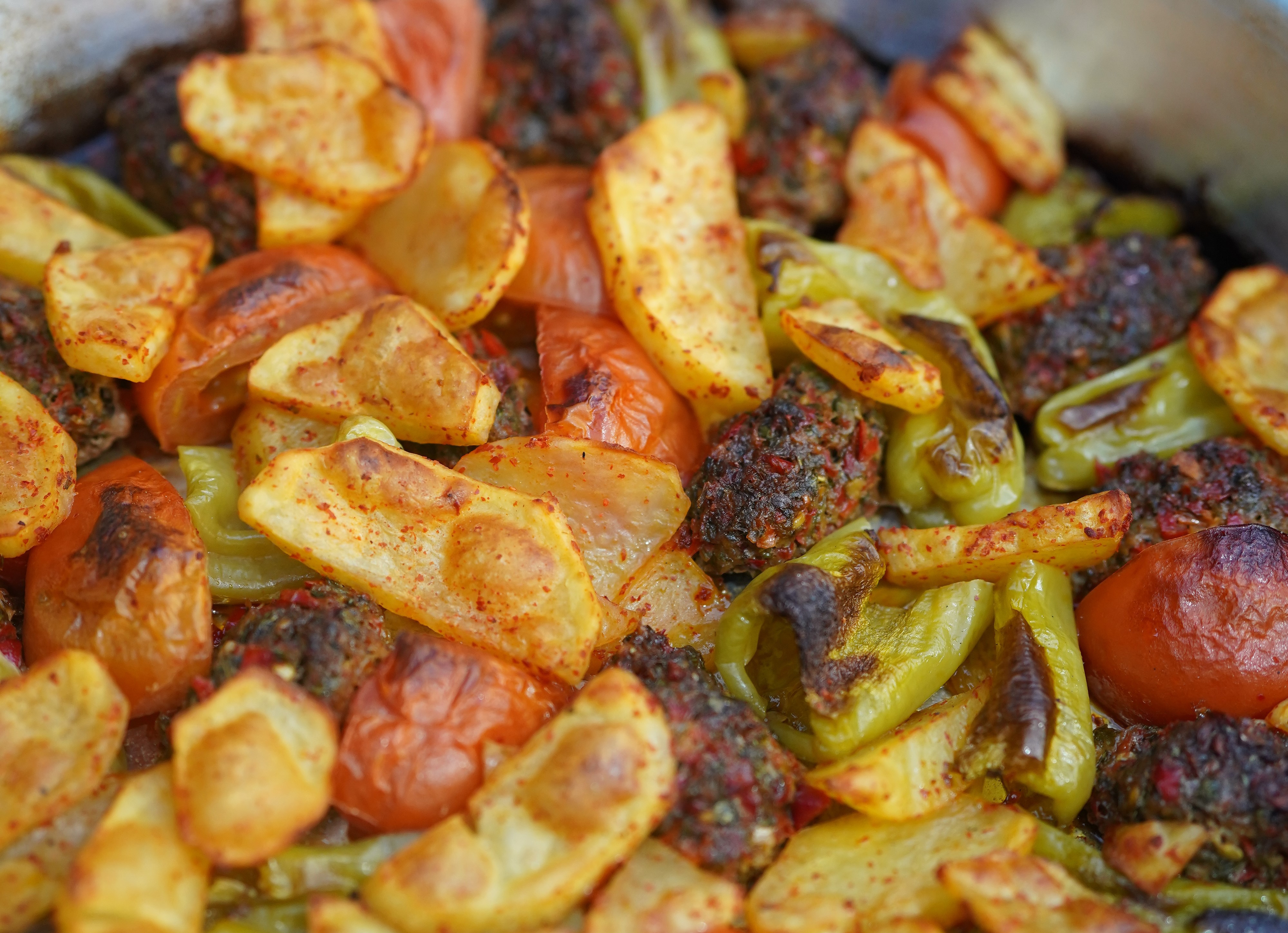 Tepsi Sıkma Kebabı